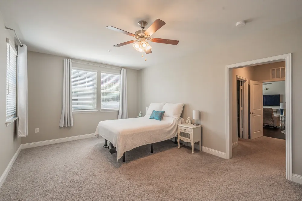1735 Wittington Place #3206 Farmers Branch, TX 75234
