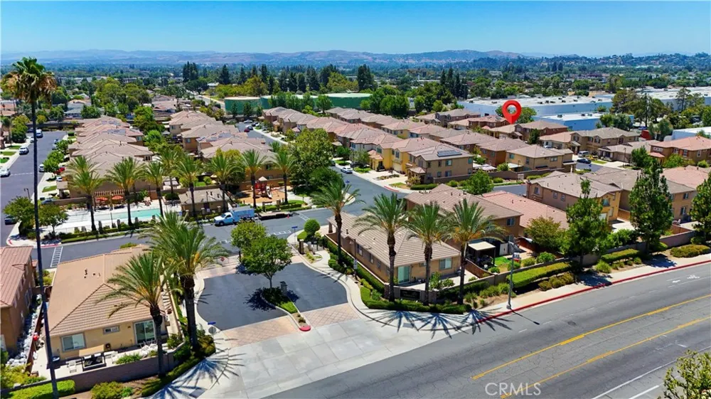 2723 Vine Pomona, CA 91767
