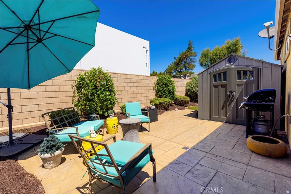 2723 Vine Pomona, CA 91767