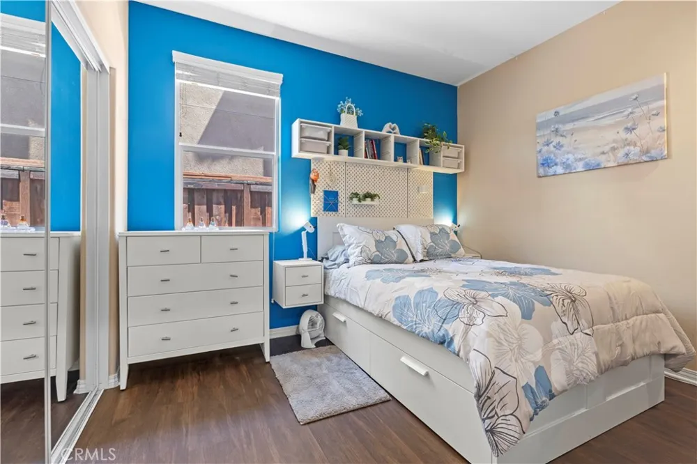 2723 Vine Pomona, CA 91767