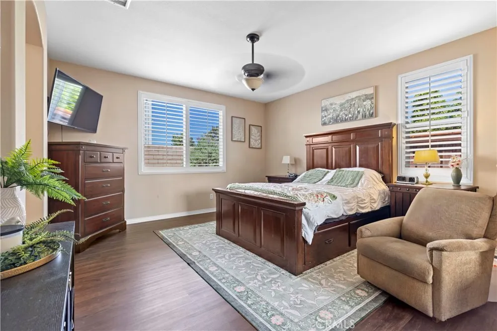 2723 Vine Pomona, CA 91767