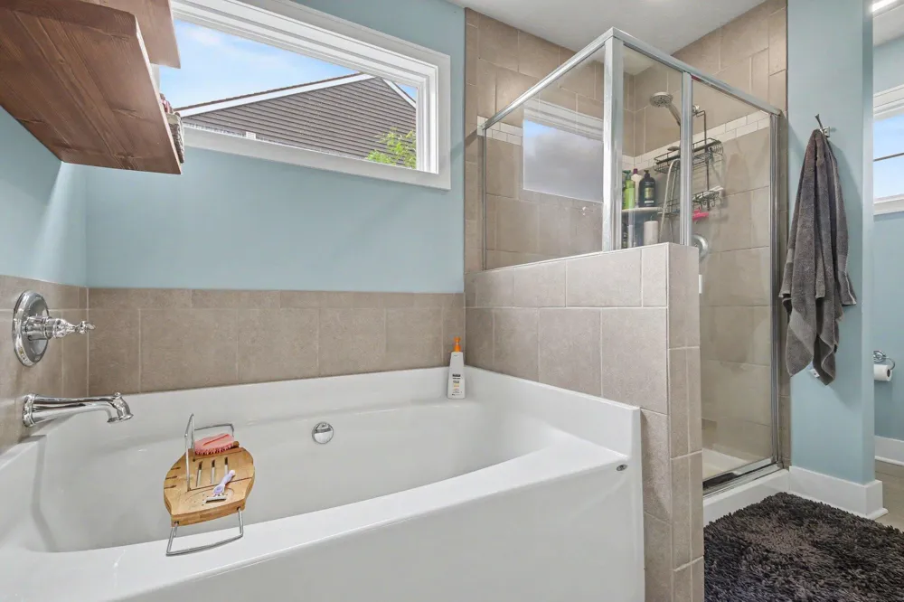 3113 Lowingside Drive Jenison, MI 49428