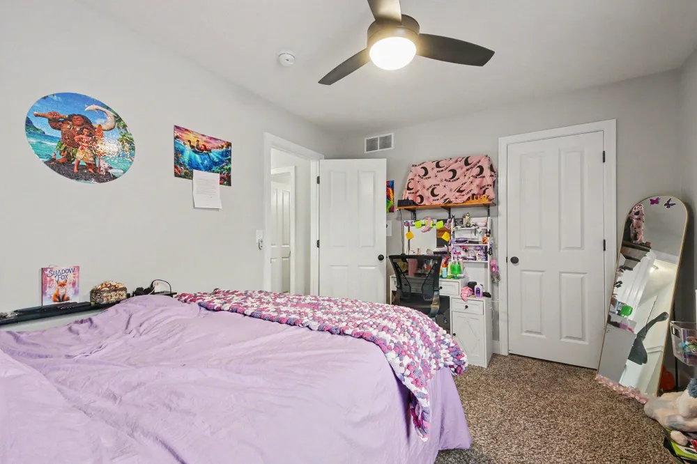 3113 Lowingside Drive Jenison, MI 49428