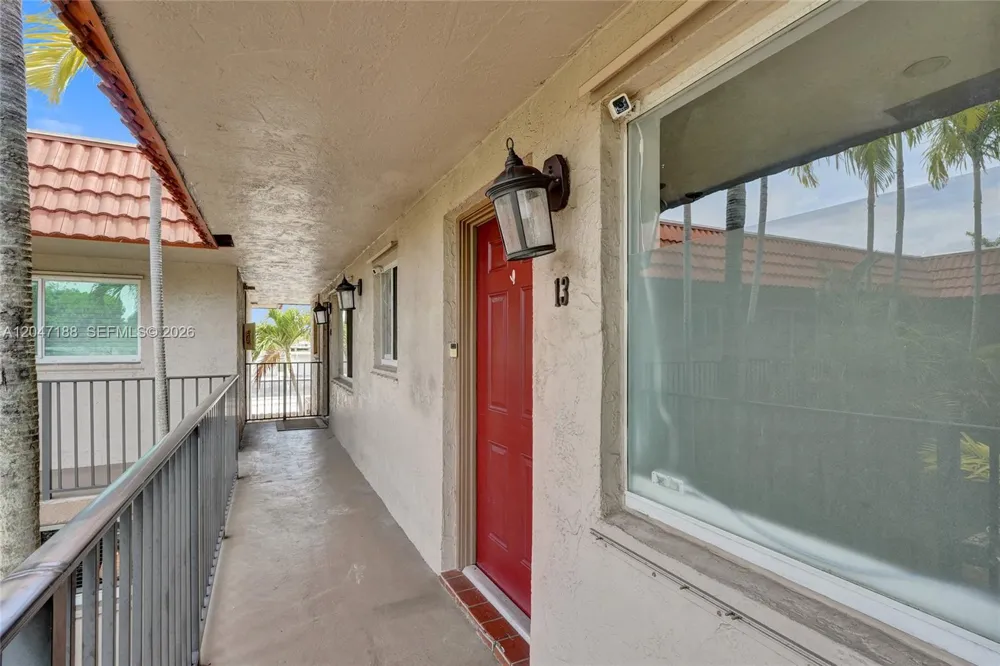 3050 NE 5th Ter #13 Wilton Manors, FL 33334