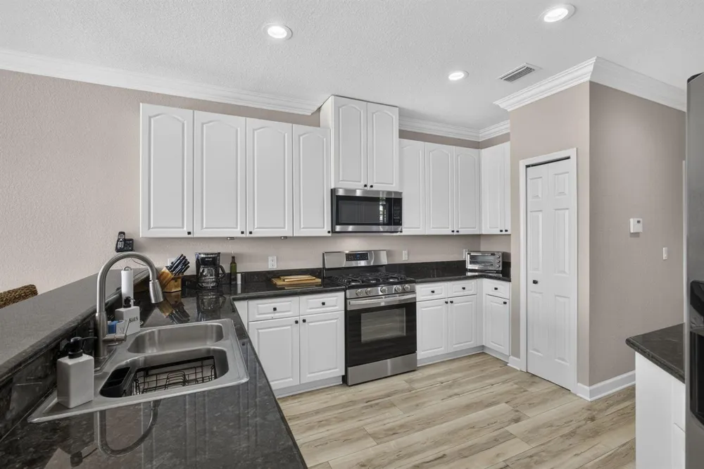 10675 Old Hammock Way Wellington, FL 33414