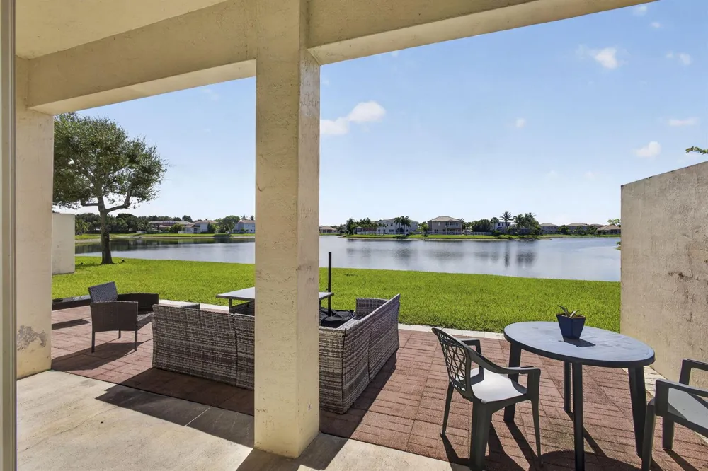 10675 Old Hammock Way Wellington, FL 33414