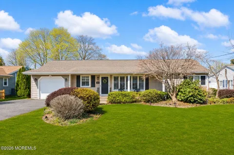 41 Poplar Avenue