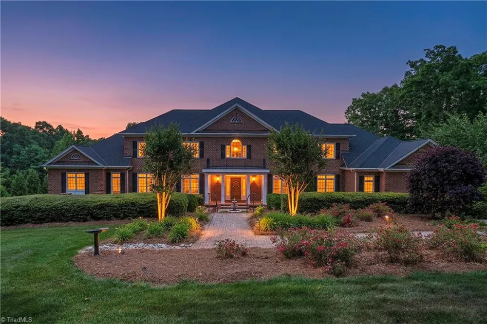 151 Wellsprings Court Pfafftown, NC 27040