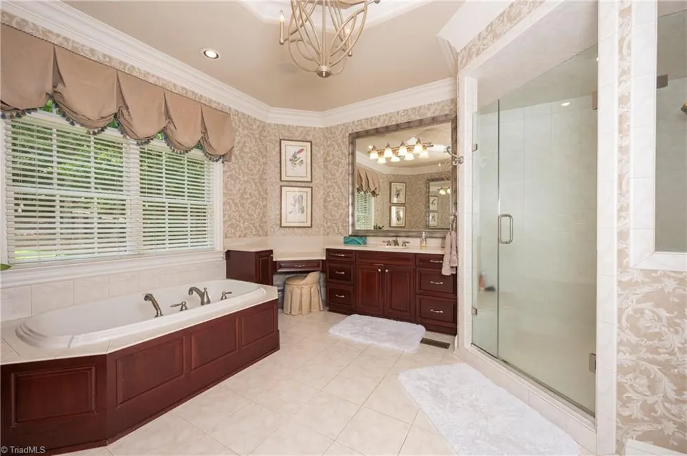 151 Wellsprings Court Pfafftown, NC 27040