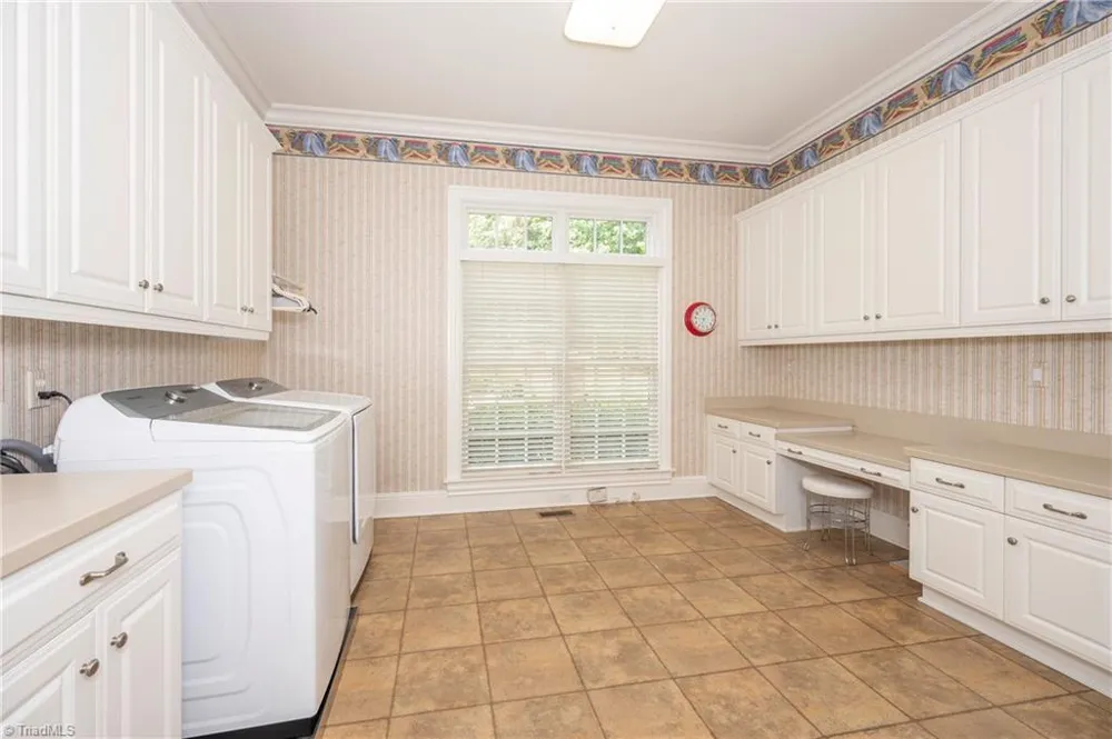 151 Wellsprings Court Pfafftown, NC 27040