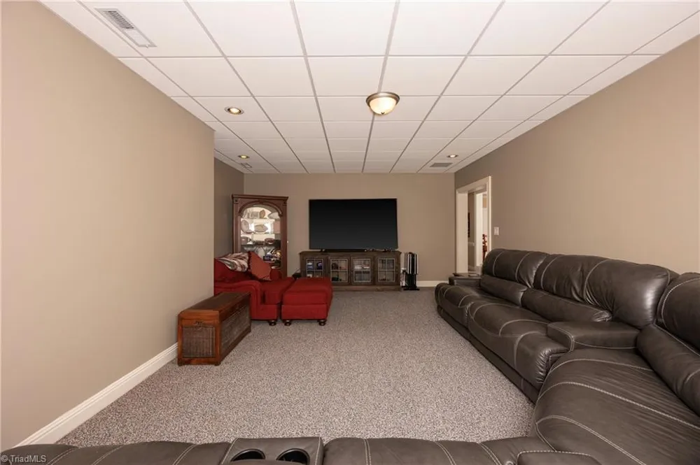 151 Wellsprings Court Pfafftown, NC 27040