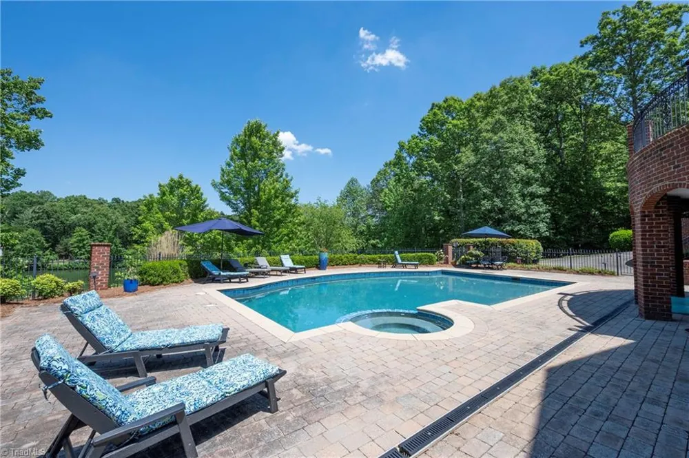 151 Wellsprings Court Pfafftown, NC 27040