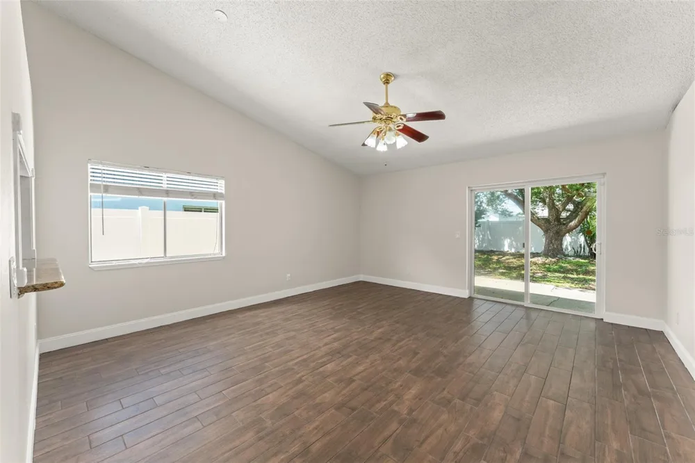 2458 LONG MEADOW WAY Orlando, FL 32817