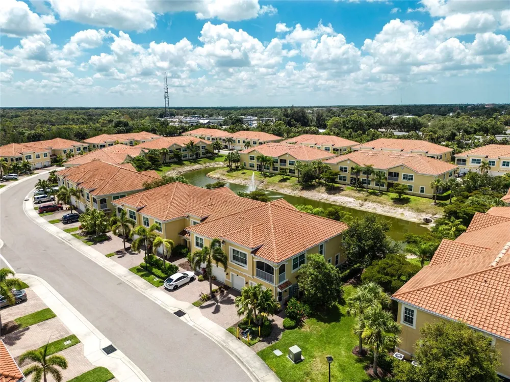 4213 EXPEDITION WAY #107 Osprey, FL 34229
