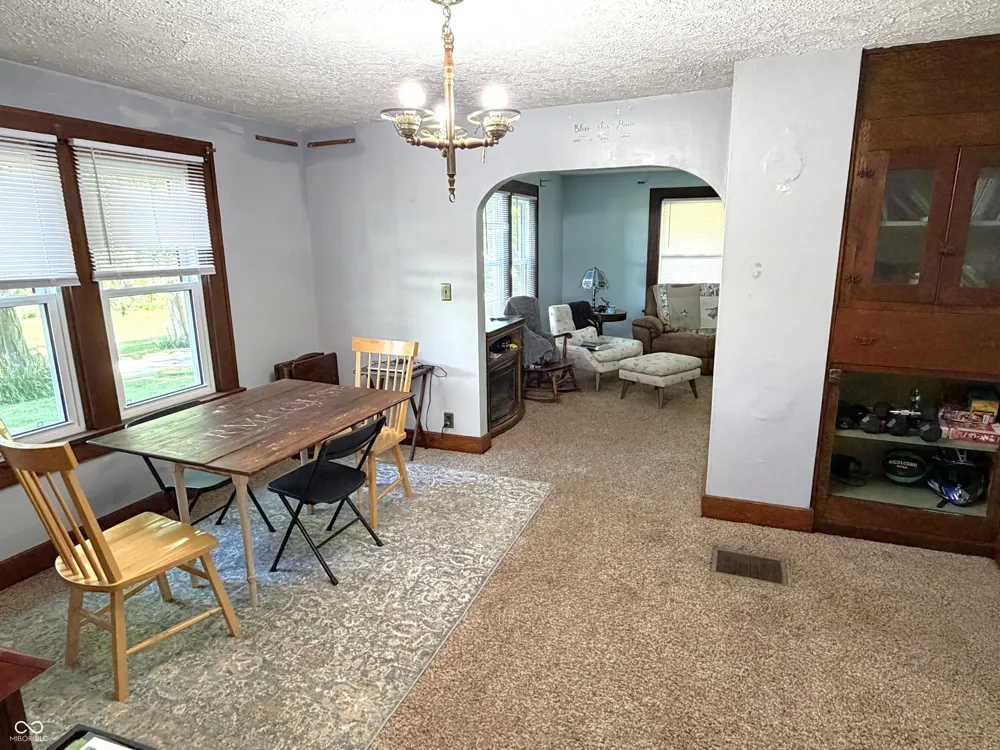 2438 500 E Crawfordsville, IN 47933