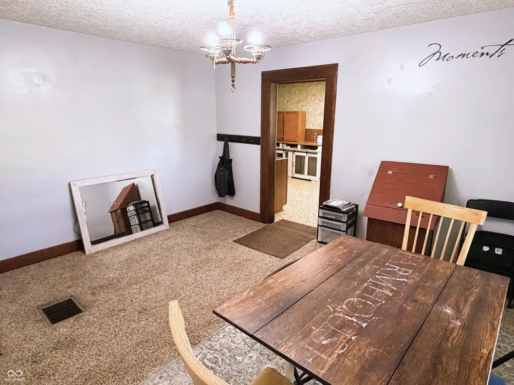 2438 500 E Crawfordsville, IN 47933