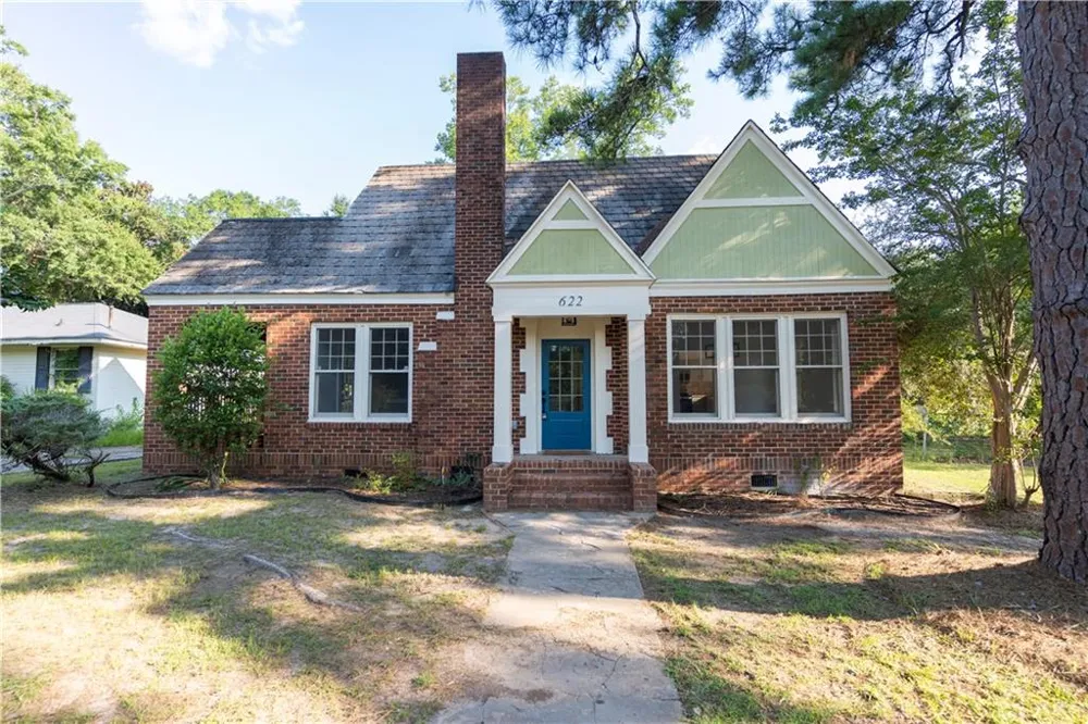 622 Whitney Avenue Albany, GA 31701