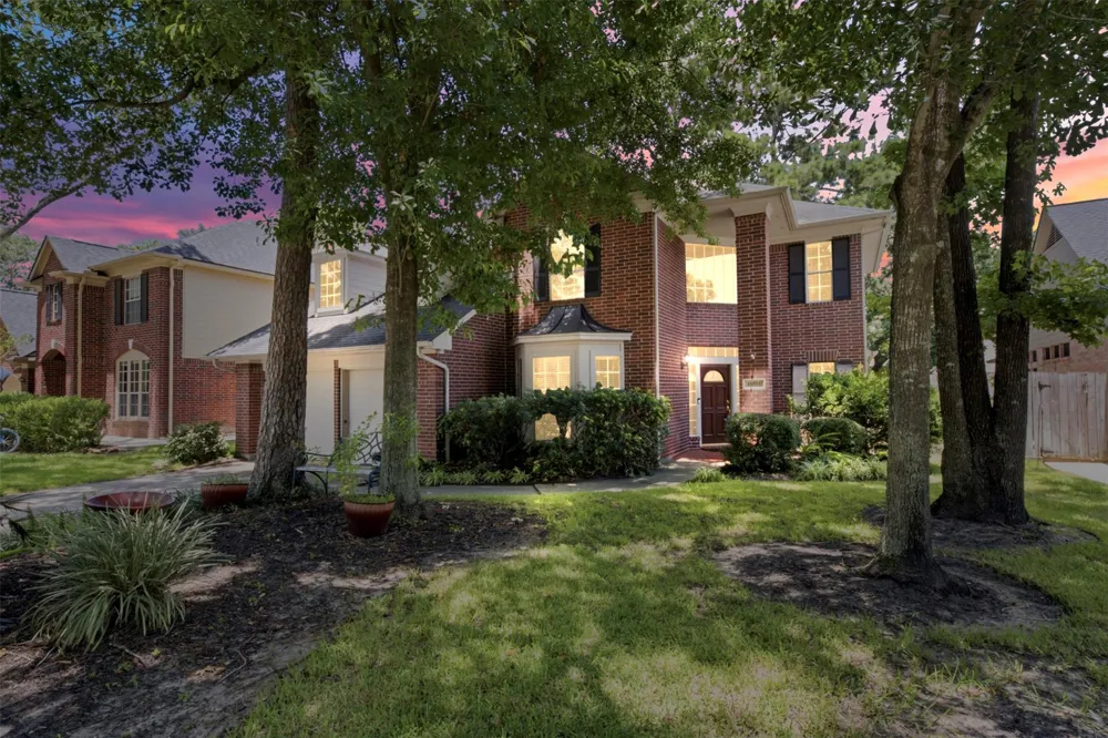 19511 Water Point Trail Kingwood, TX 77346