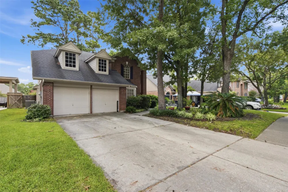 19511 Water Point Trail Kingwood, TX 77346