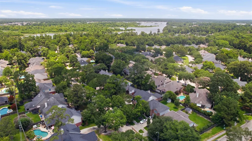 19511 Water Point Trail Kingwood, TX 77346