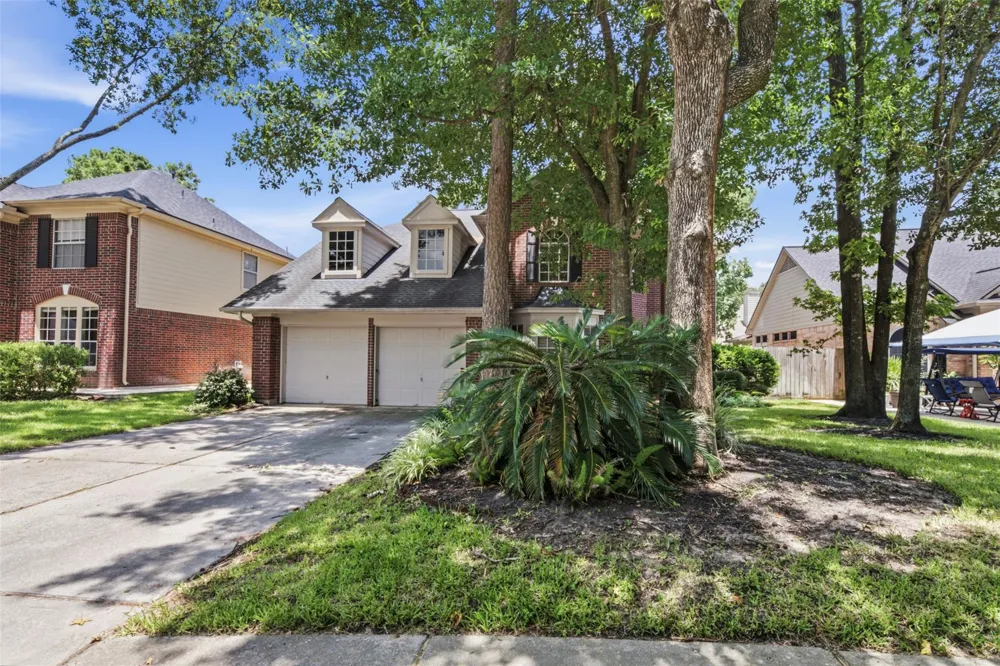 19511 Water Point Trail Kingwood, TX 77346