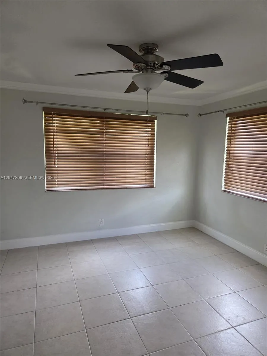 6118 Royal Palm Blvd Margate, FL 33063