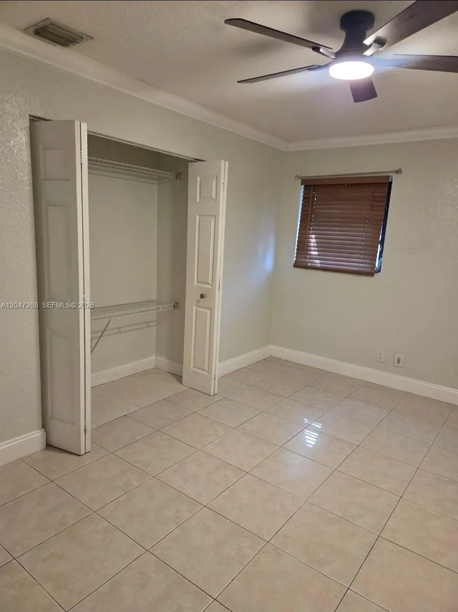 6118 Royal Palm Blvd Margate, FL 33063