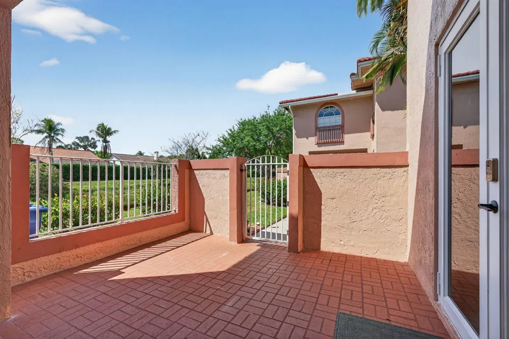 11892 Royal Palm Boulevard #11892 Coral Springs, FL 33065