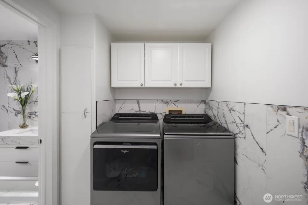 16030 12th Avenue NE Shoreline, WA 98155