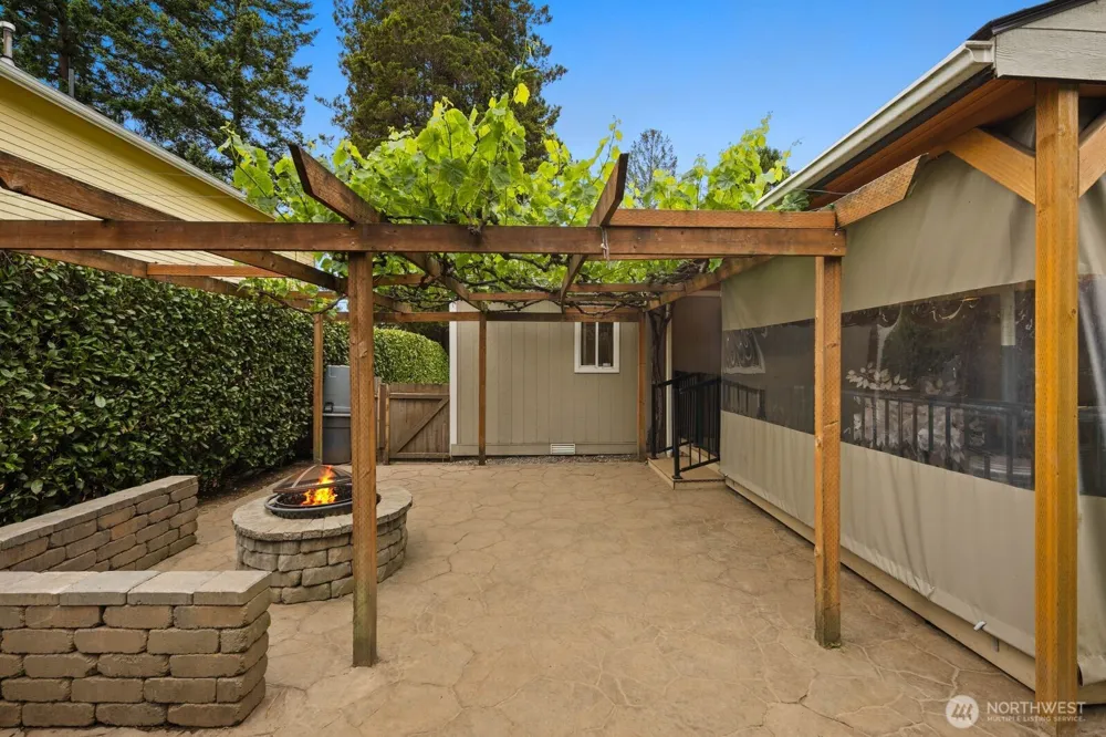 16030 12th Avenue NE Shoreline, WA 98155