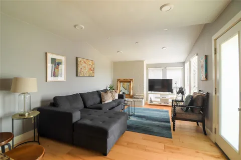 909 Reinli Street #221