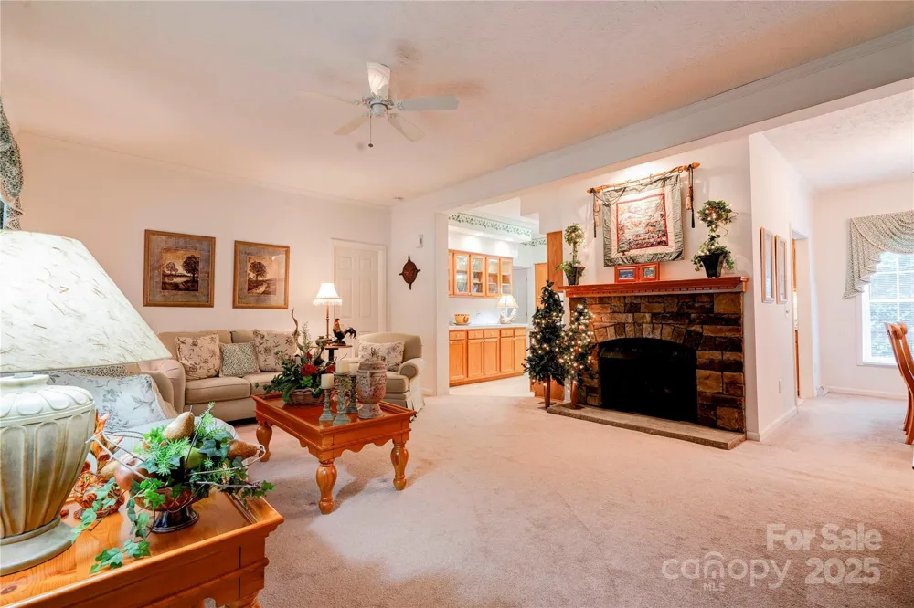 2606 Greenville Highway Flat Rock, NC 28731
