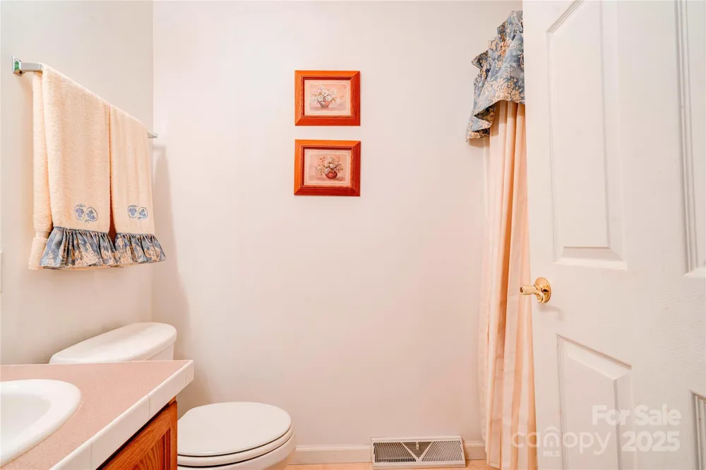 2606 Greenville Highway Flat Rock, NC 28731