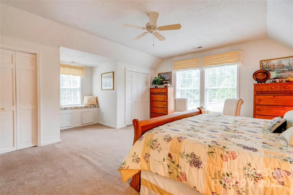 2606 Greenville Highway Flat Rock, NC 28731