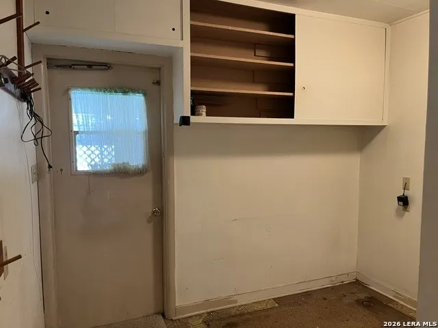 708 Sutton Pleasanton, TX 78064