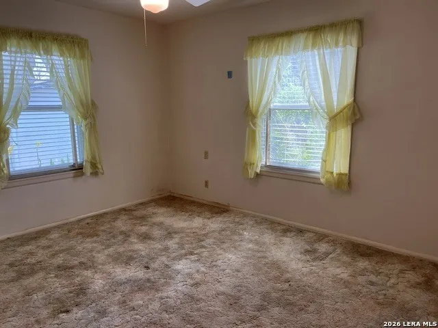 708 Sutton Pleasanton, TX 78064