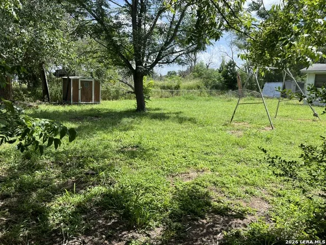 708 Sutton Pleasanton, TX 78064