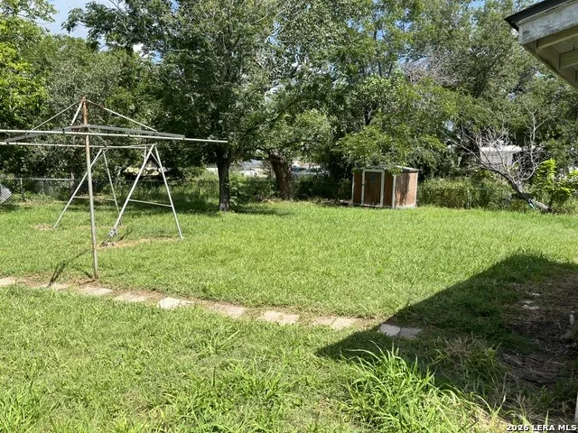 708 Sutton Pleasanton, TX 78064