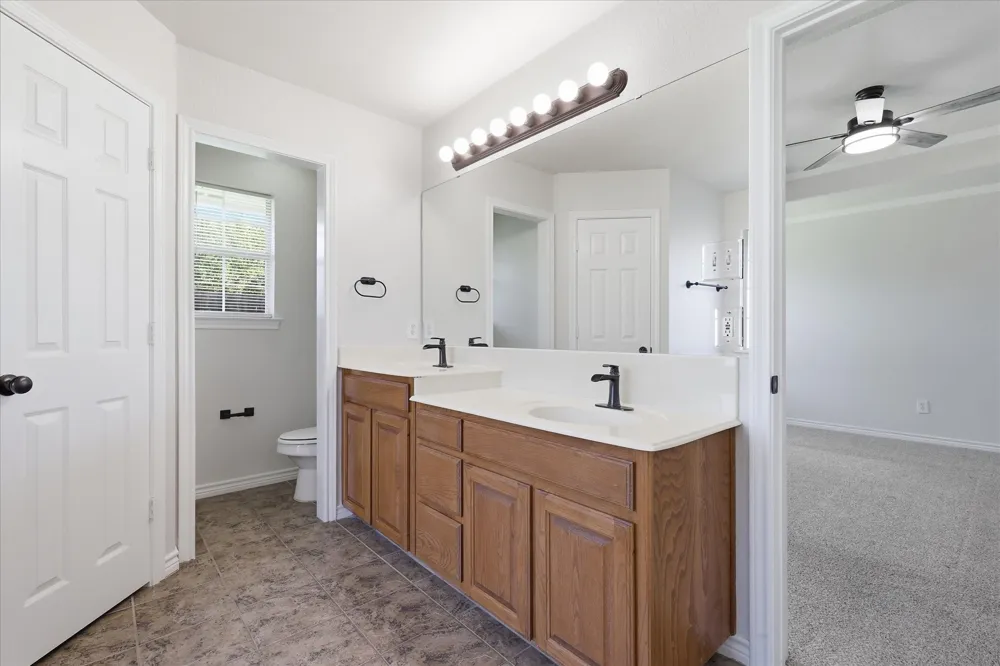 206 Mourning Dove Lane Krum, TX 76249