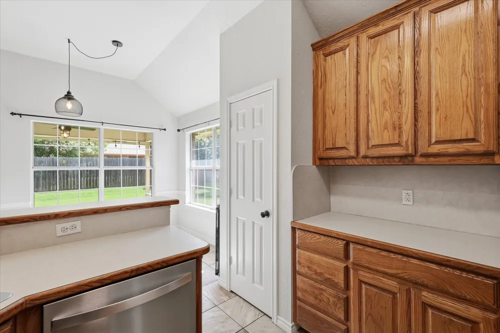 206 Mourning Dove Lane Krum, TX 76249