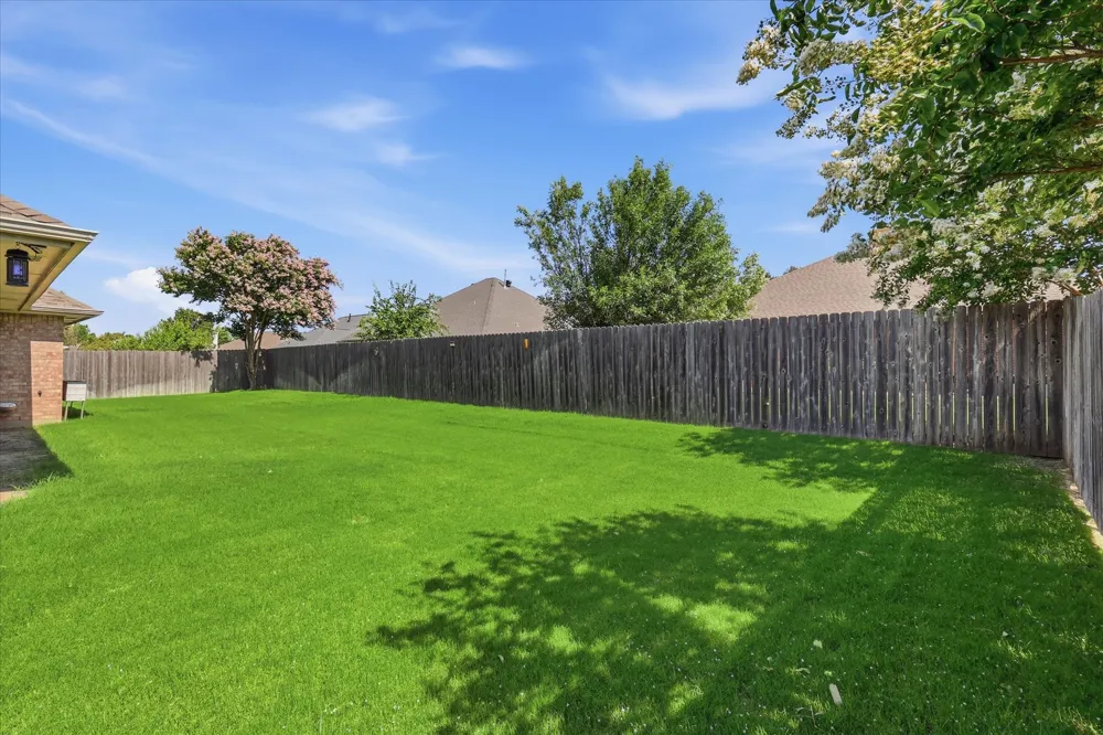 206 Mourning Dove Lane Krum, TX 76249
