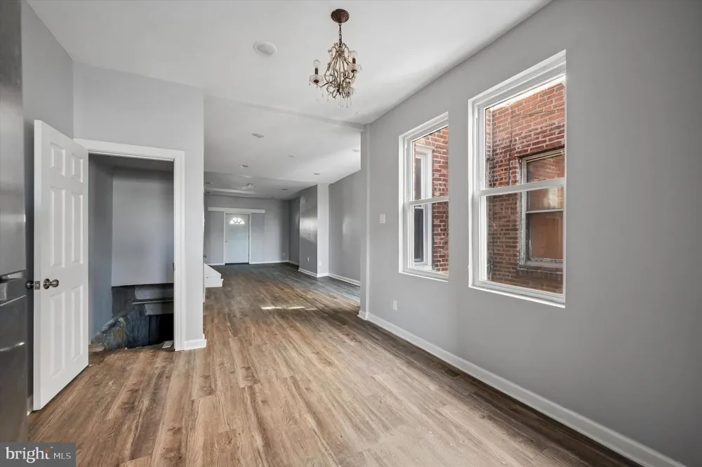 4753 12TH STREET Philadelphia, PA 19141