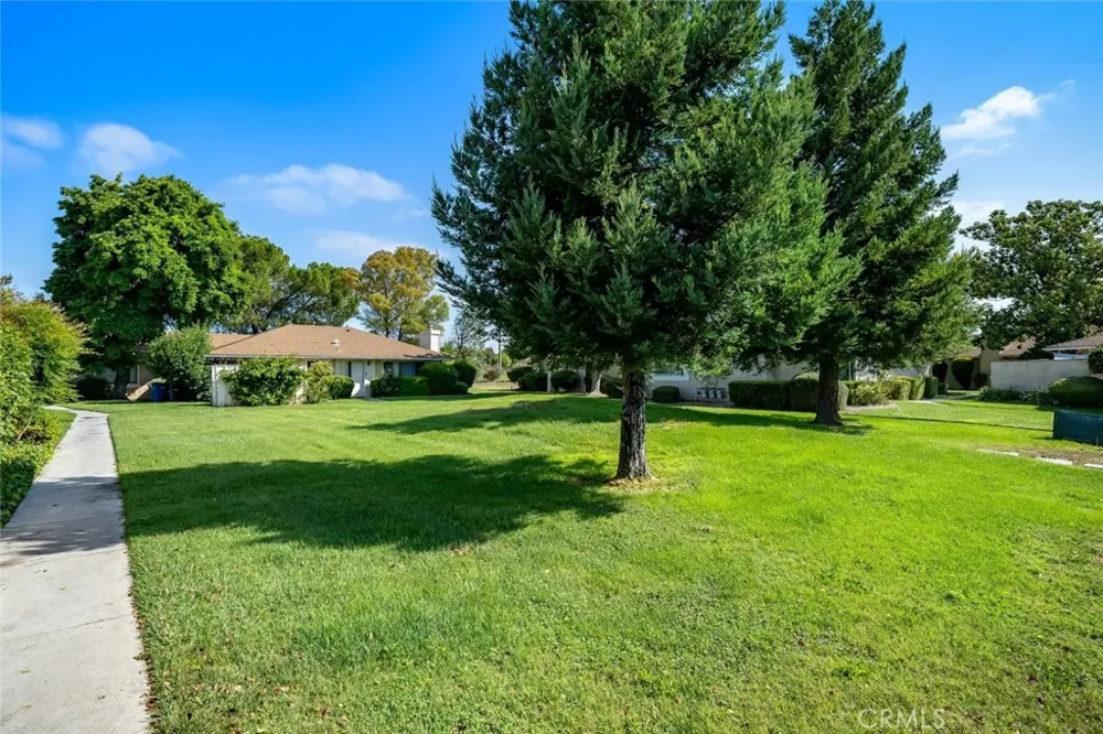 126 Flag Way #B Paso Robles, CA 93446