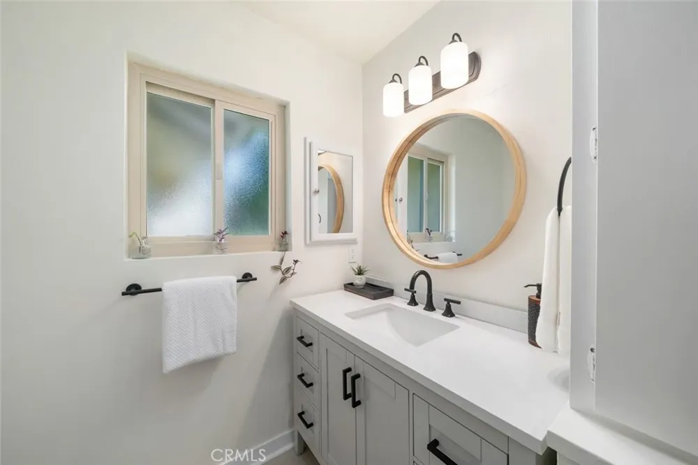 126 Flag Way #B Paso Robles, CA 93446