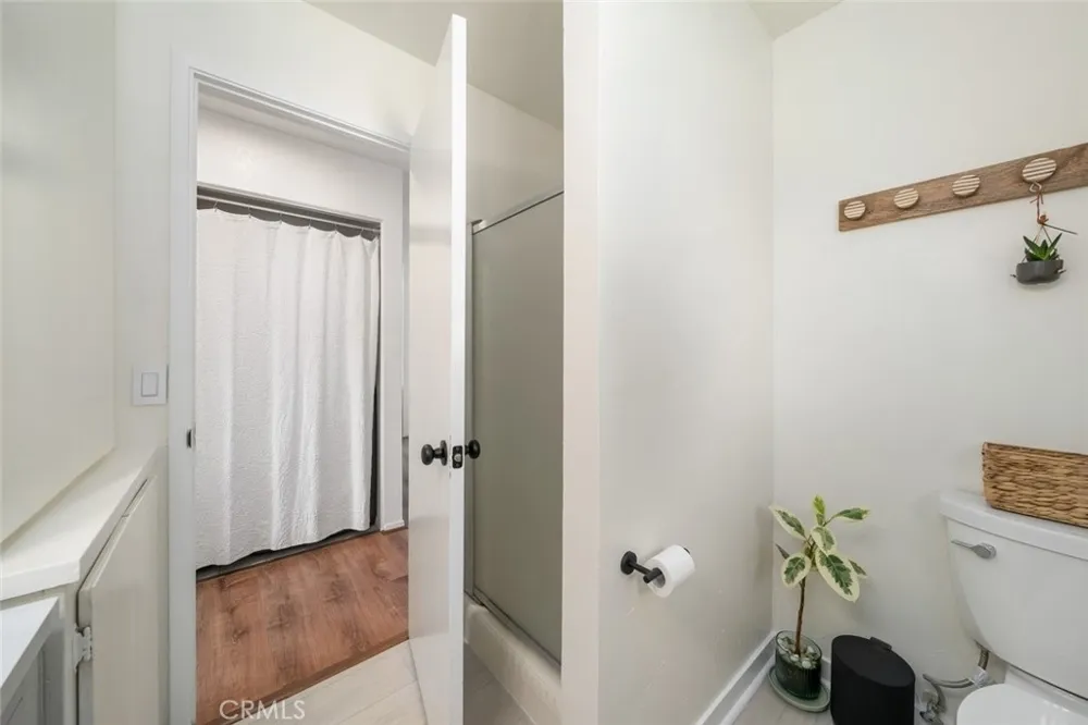 126 Flag Way #B Paso Robles, CA 93446