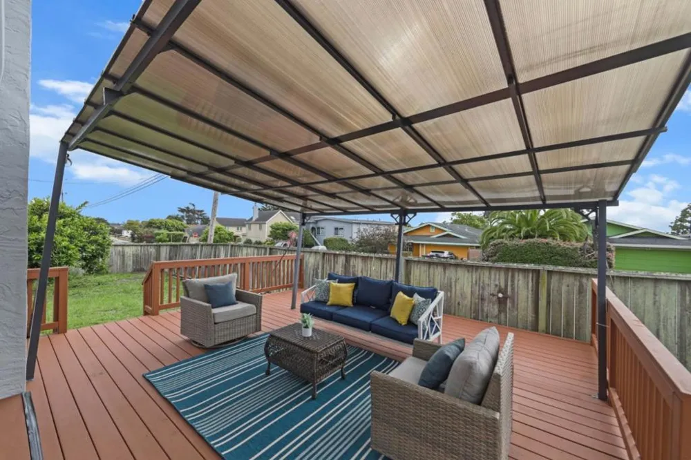 423 Montecito Avenue El Granada, CA 94018