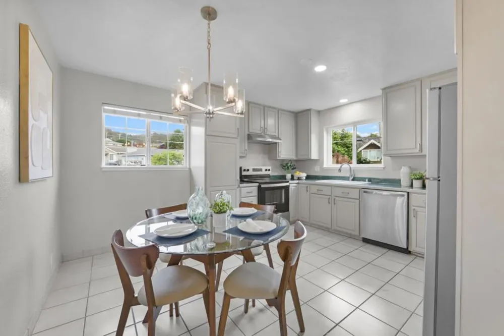 423 Montecito Avenue El Granada, CA 94018
