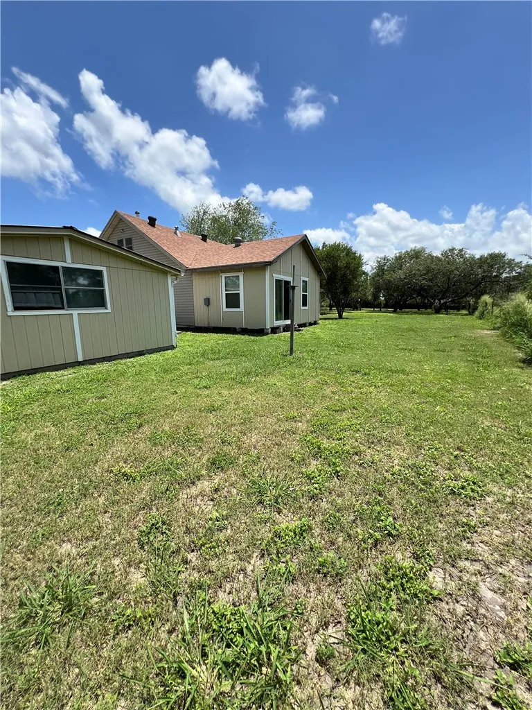 6696 Fm 1833 Robstown, TX 78380