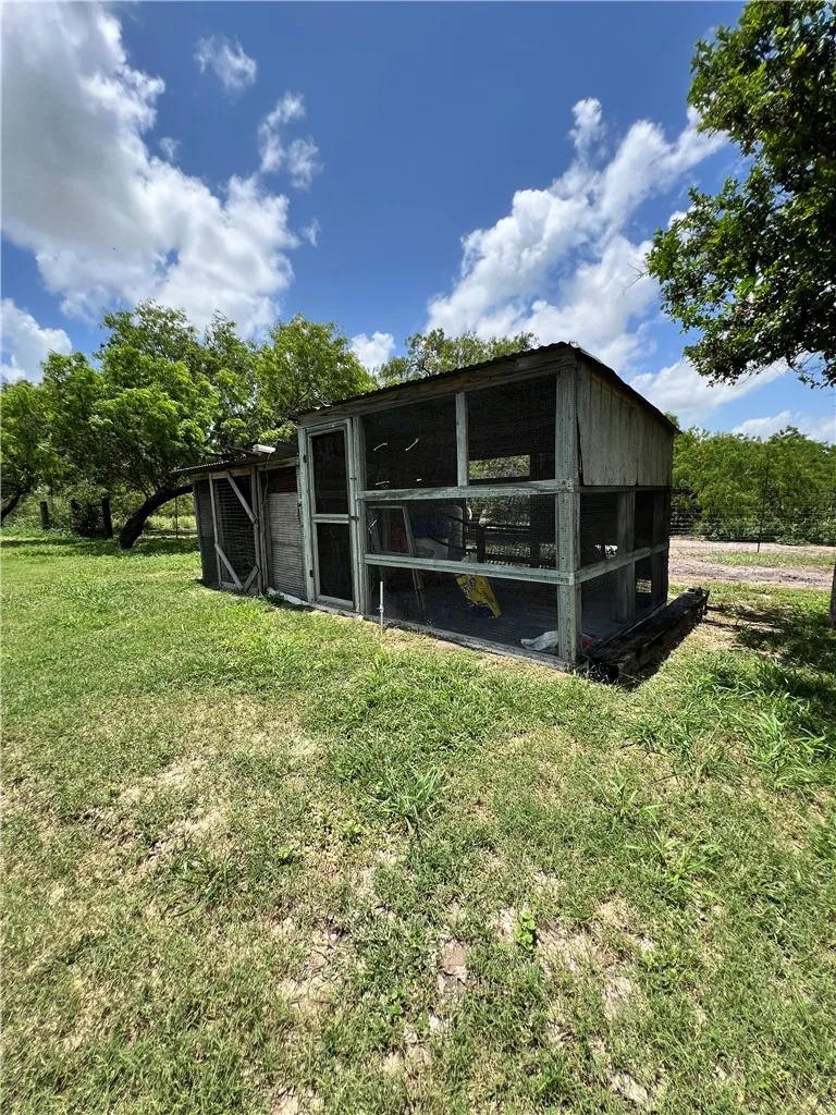 6696 Fm 1833 Robstown, TX 78380
