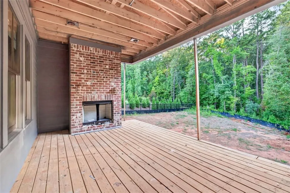 271 Lake Vista Drive Statham, GA 30666